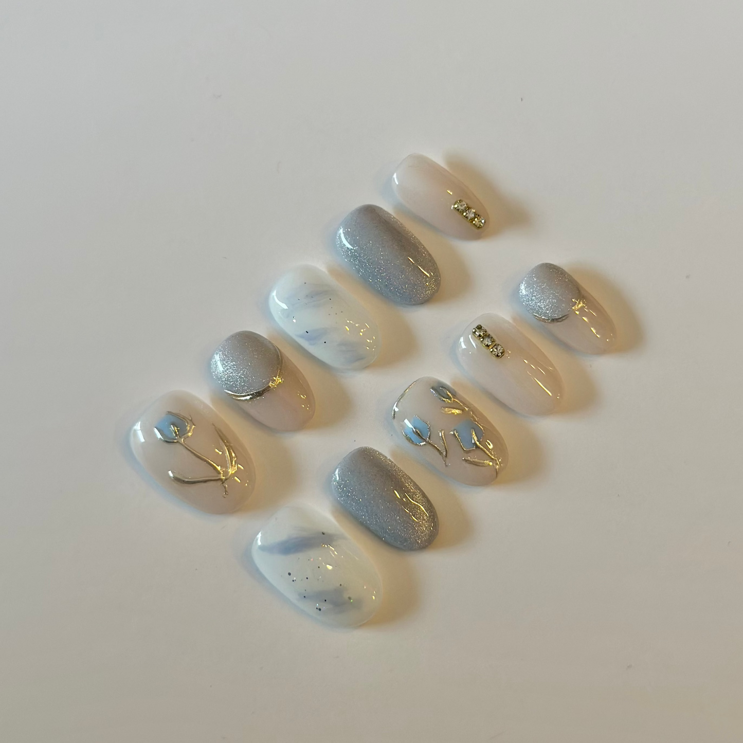 MYSTIC BLUE BLOSSOM | handmade press on nails
