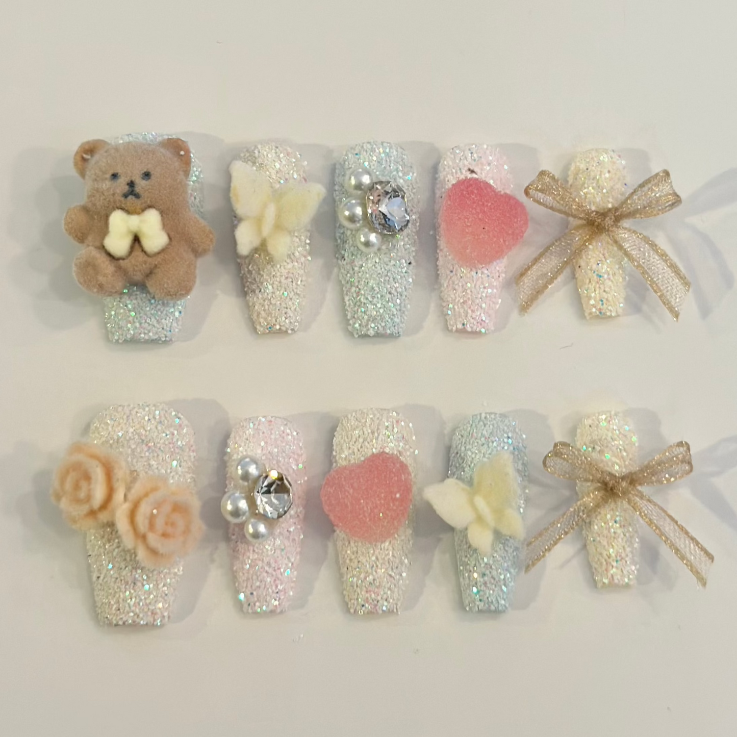 COTTON CANDY VELVET BEAR | handmade press on nails