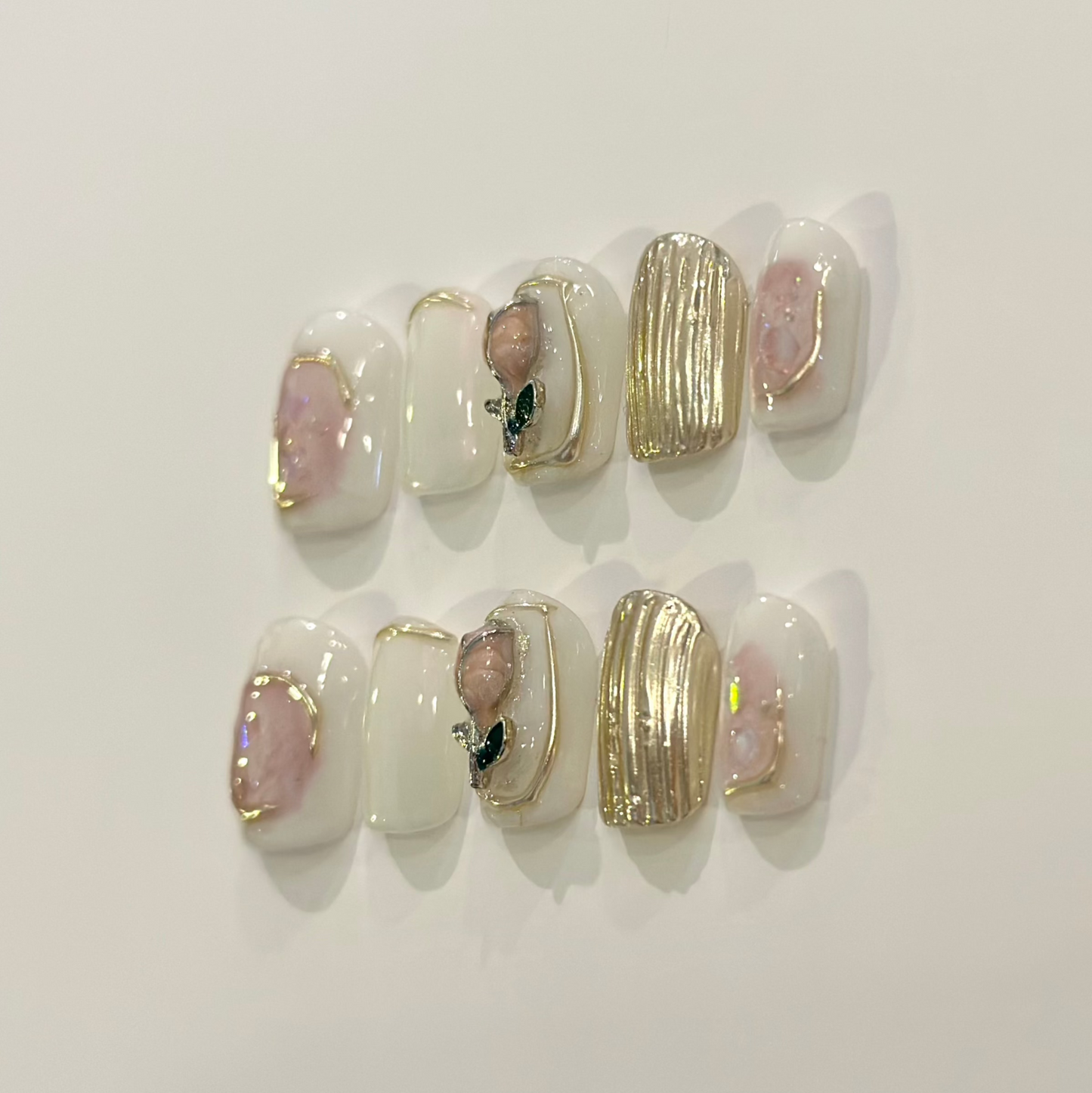 GOLDEN ROSE | uñas press on hechas a mano