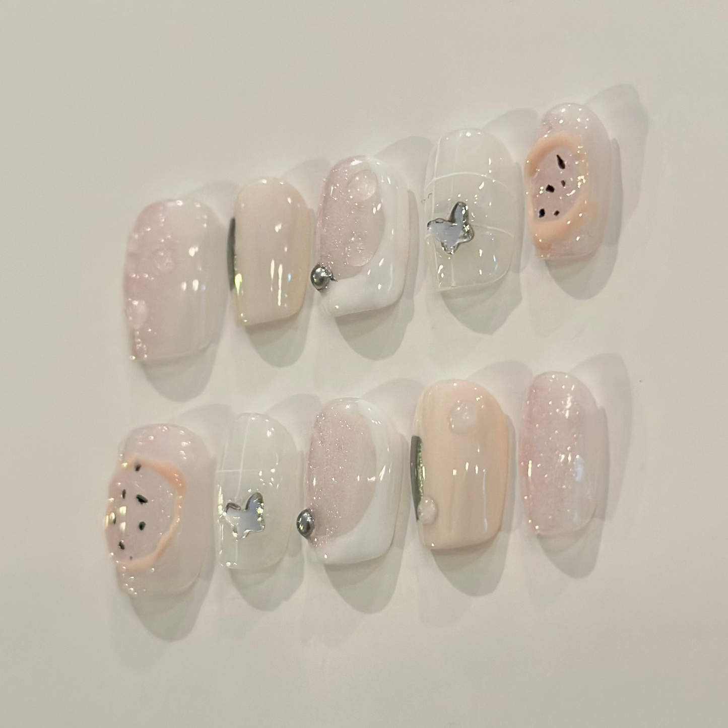 SILVER AND PINK SIMPLICITY | handmade press on nails