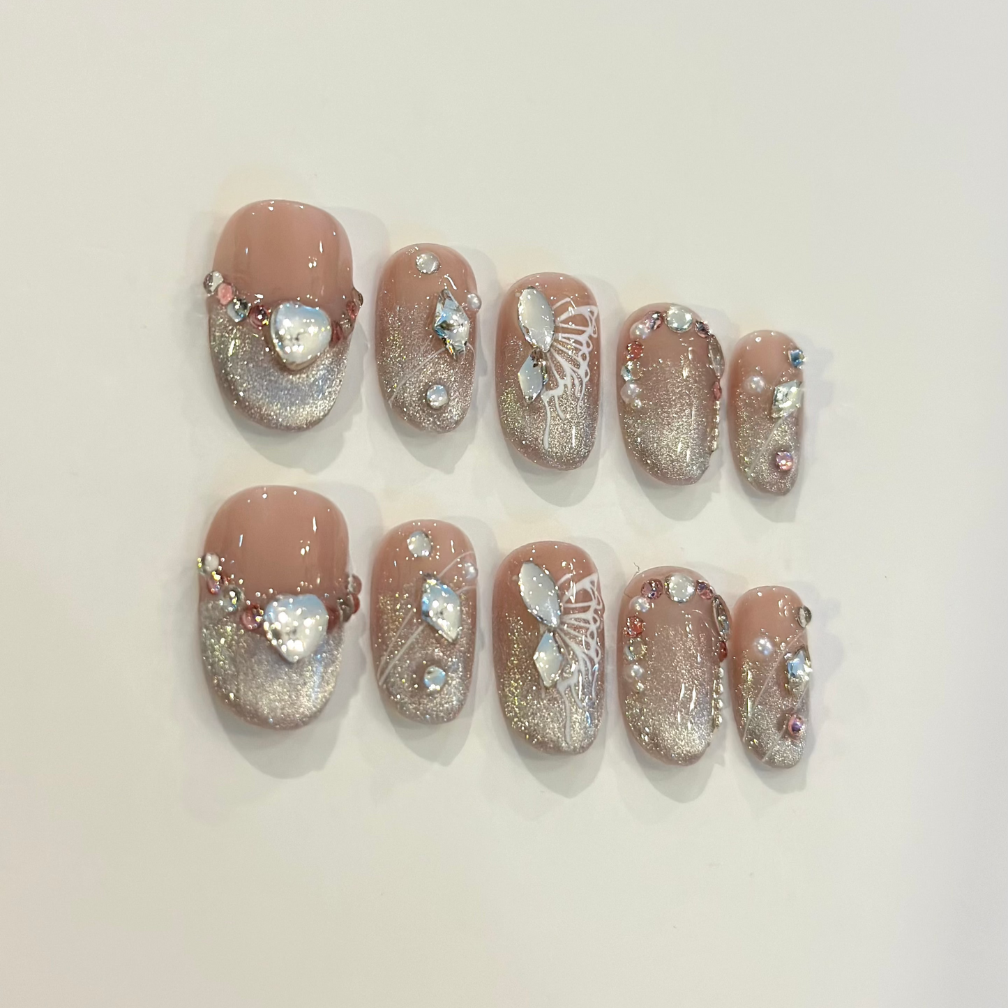 CAT EYE BUTTERFLY ELEGANCE | handmade press on nails