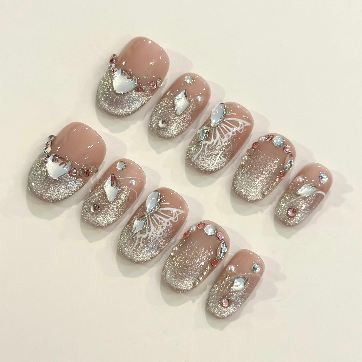 CAT EYE BUTTERFLY ELEGANCE | handmade press on nails