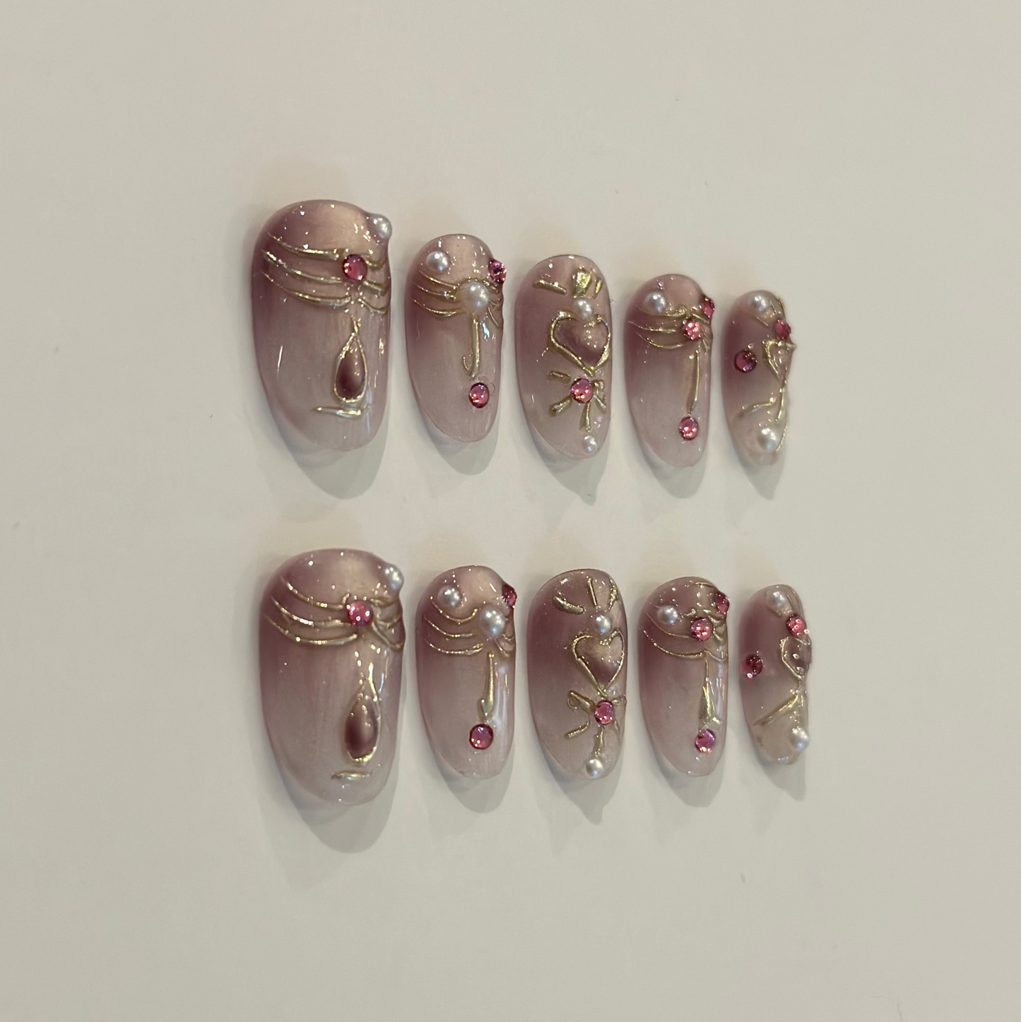 PINK SACRED HEART | handmade press on nails