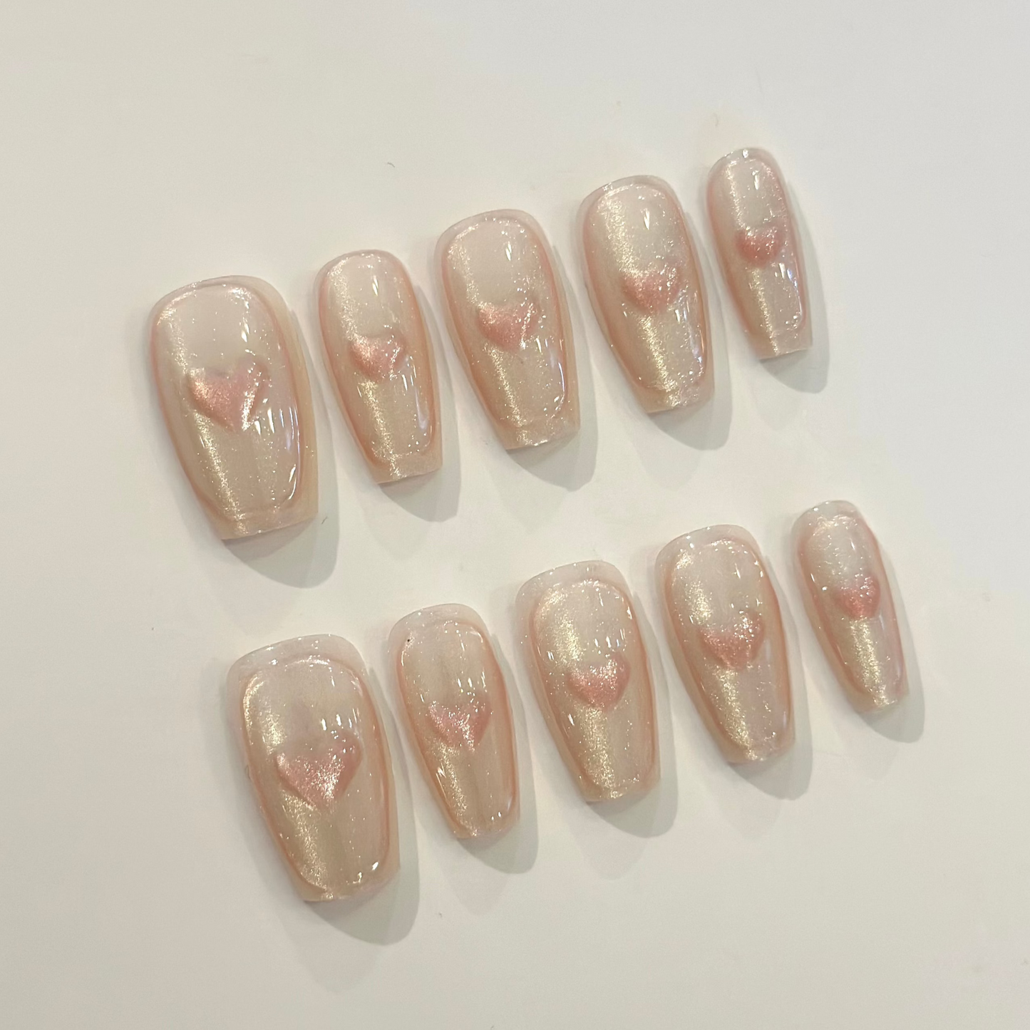 PINKY HEART CAT EYE | handmade press on nails